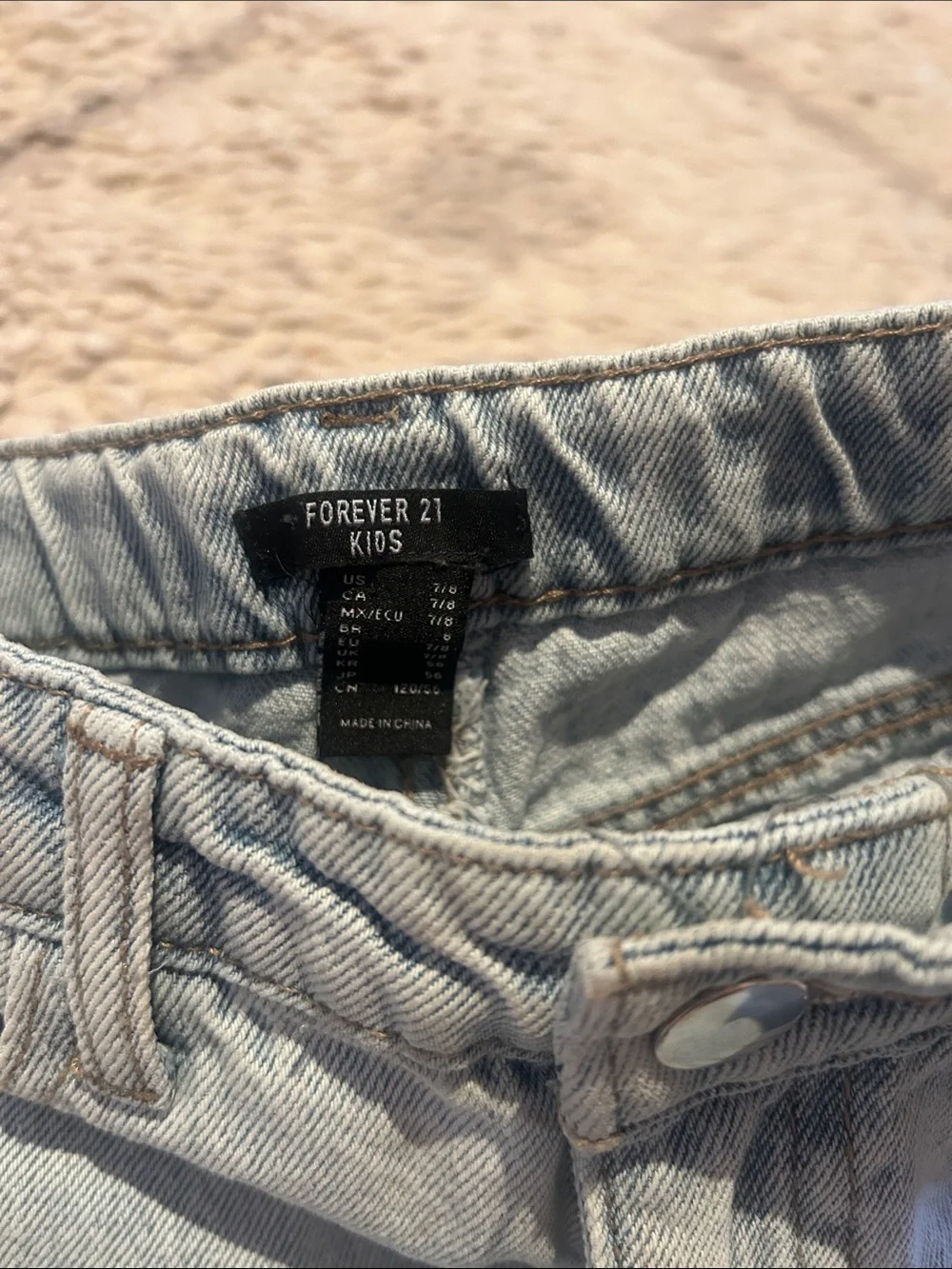 Forever 21 Girls Embroidered and Embellished Jeans Size 7/8